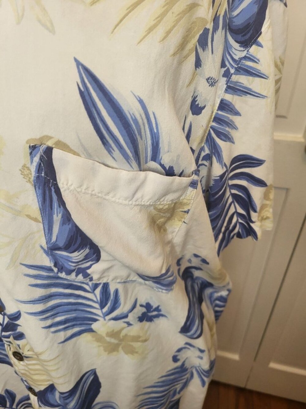 George Vintage 90s Men's Blue White Hawaiian Button Up L Cruise Luau Vacation - Picture 4 of 7